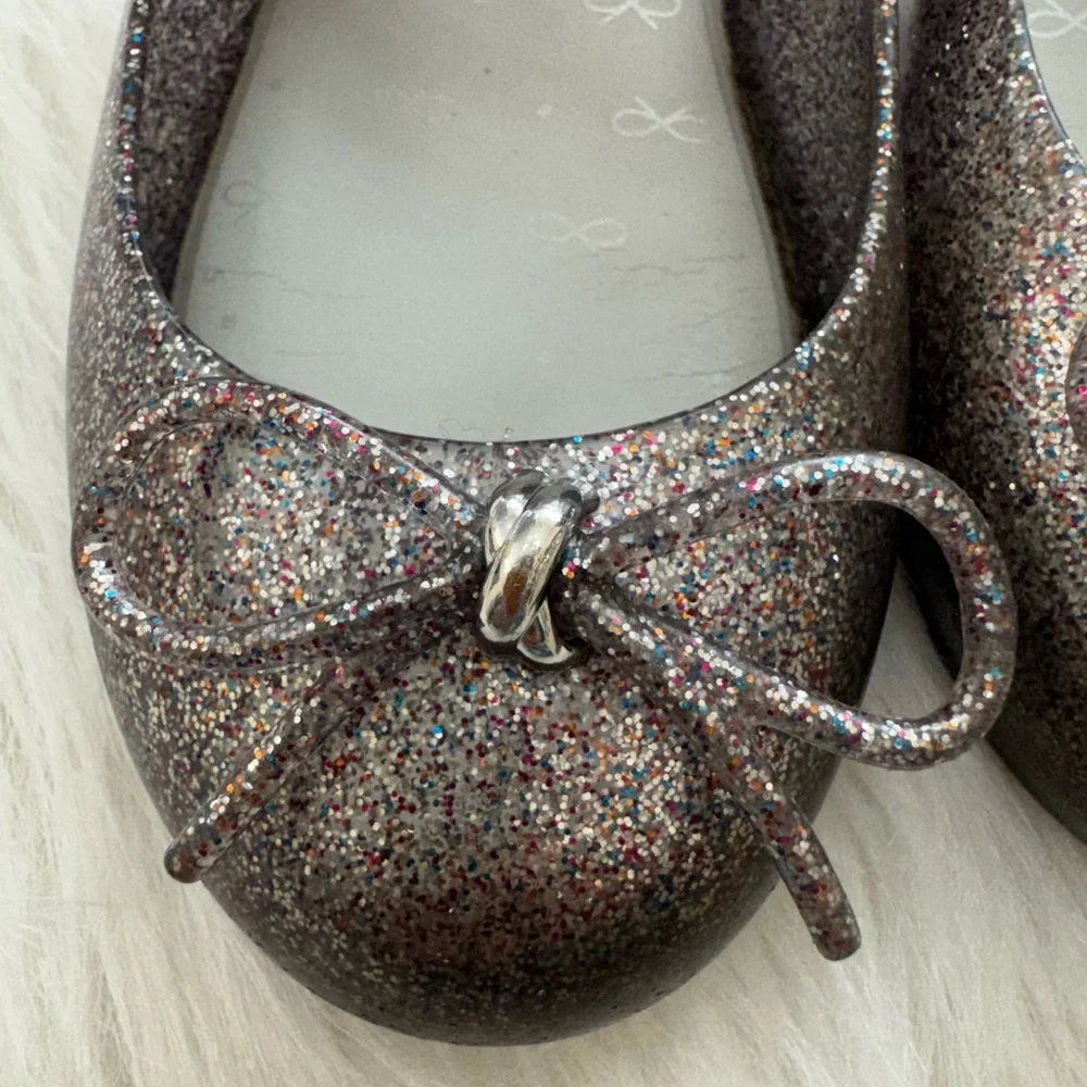 Mini Melissa good preowned